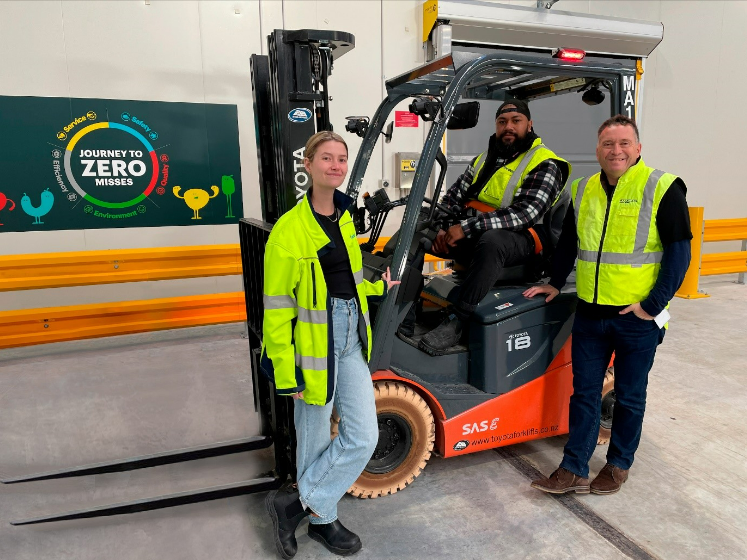 Image: (L-R) Depot Manager Melissa Chapman, Team Member Junior Ioane, and Foodstuffs North Island CEO Chris Quin at the new site